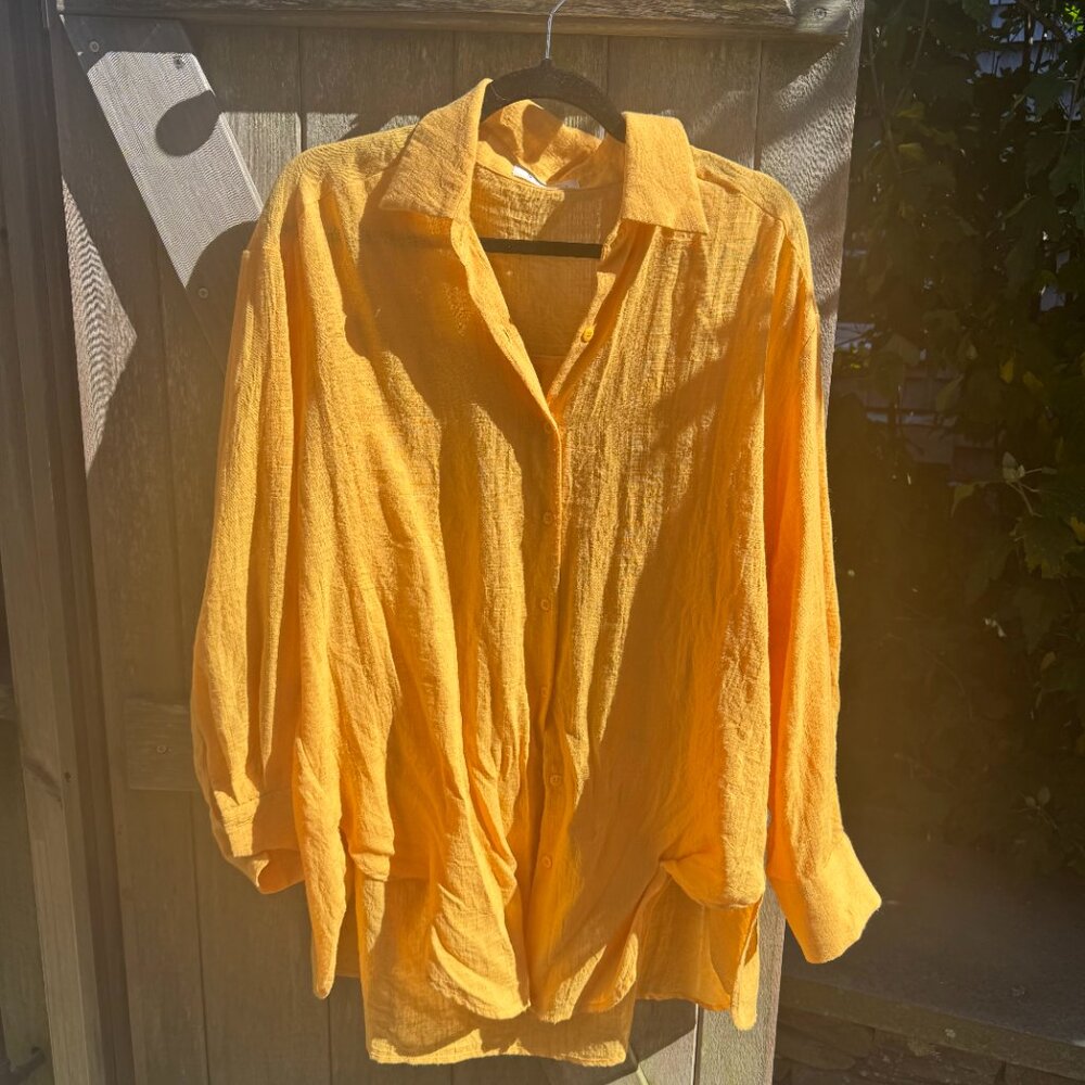 Solai Button-Down Shirt Size Small - image 2